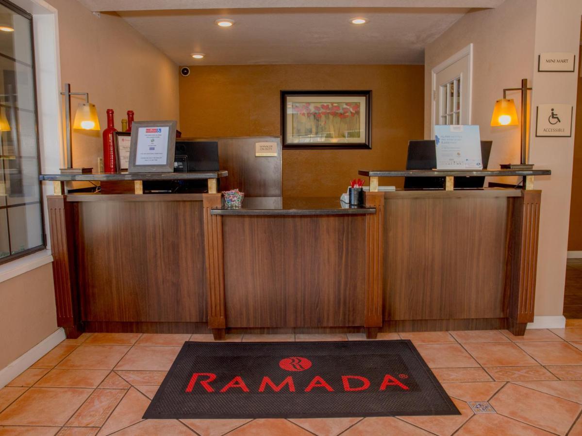 Ramada By Wyndham Mountain View Hotel Ngoại thất bức ảnh