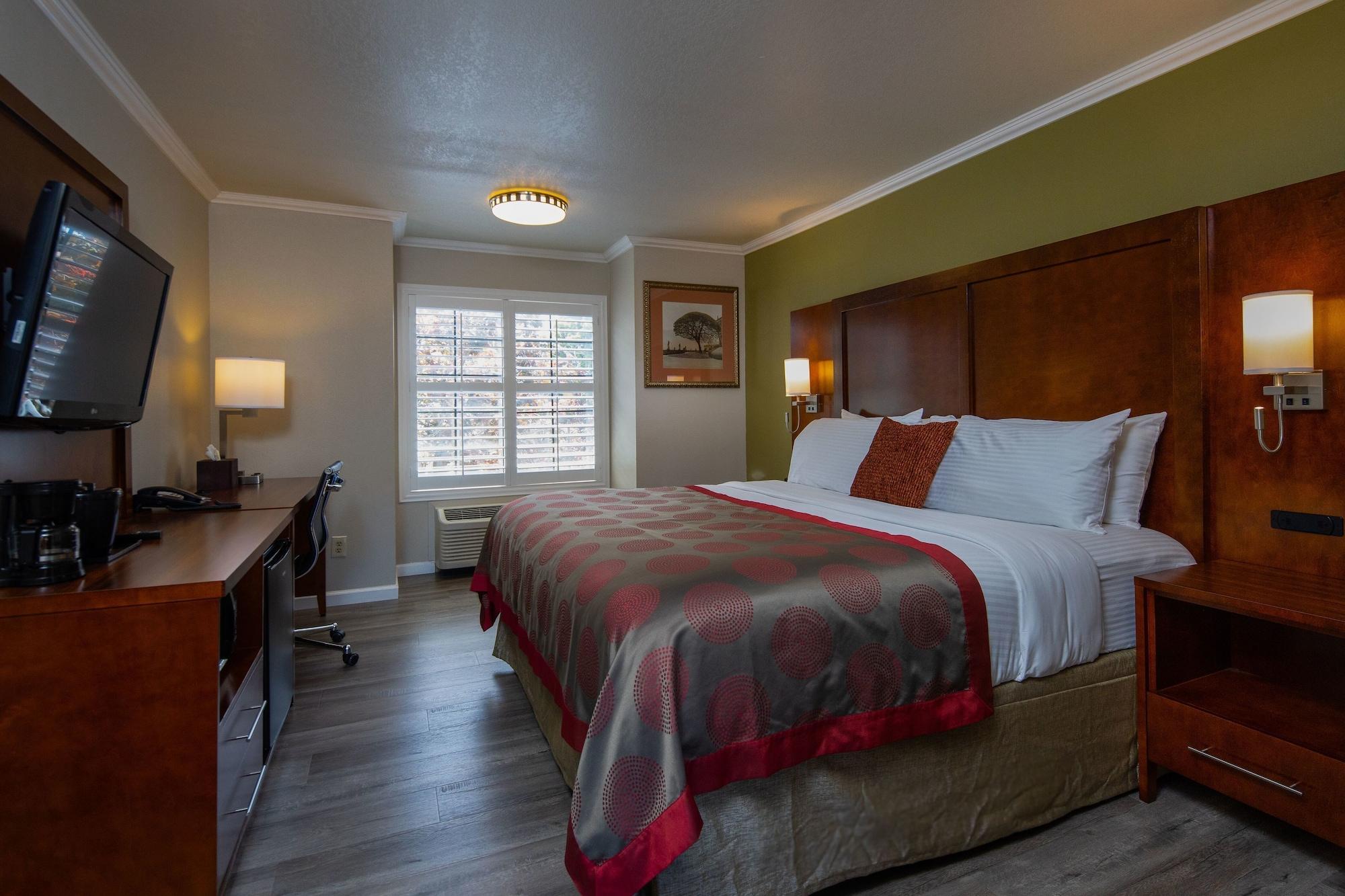 Ramada By Wyndham Mountain View Hotel Ngoại thất bức ảnh
