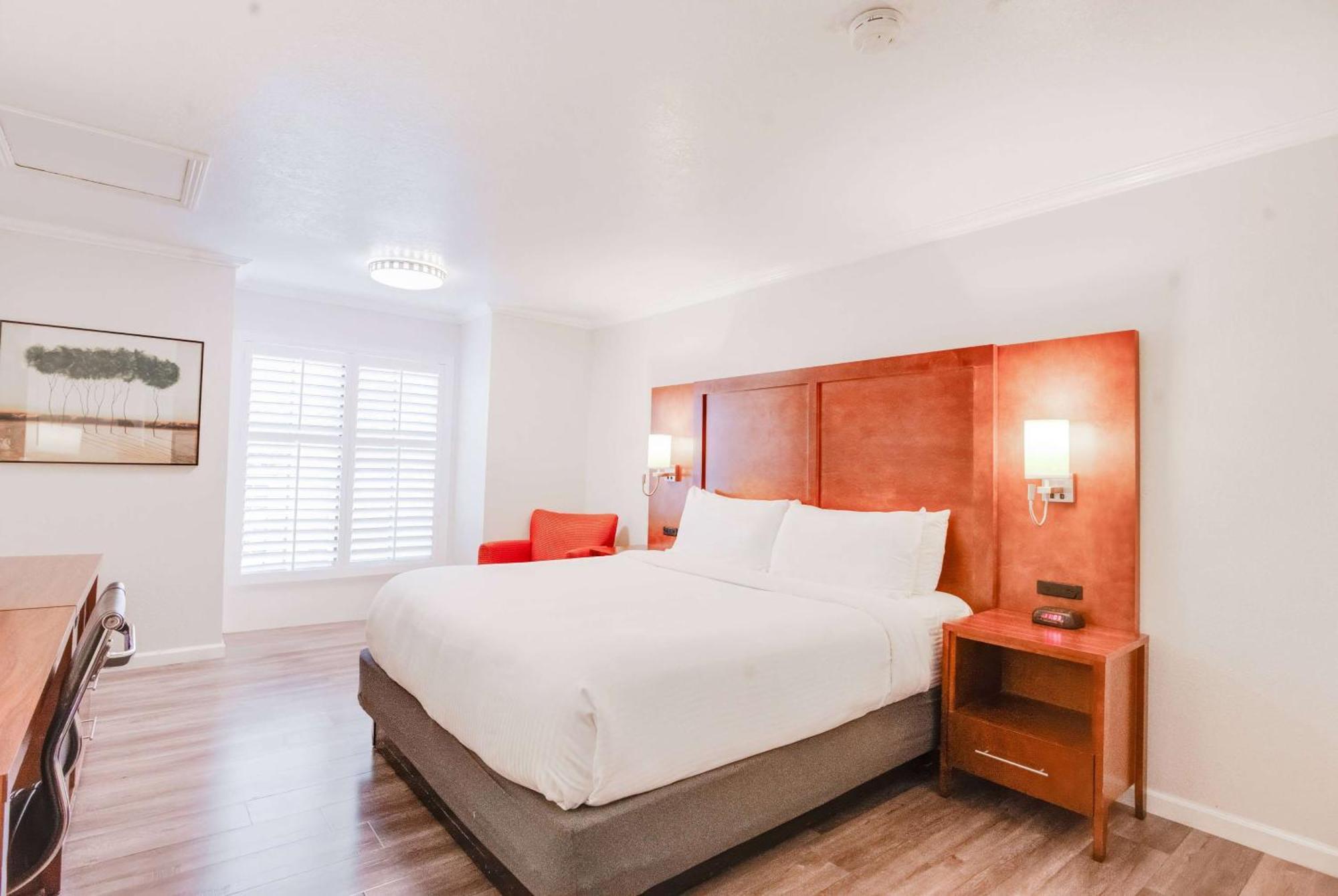 Ramada By Wyndham Mountain View Hotel Ngoại thất bức ảnh